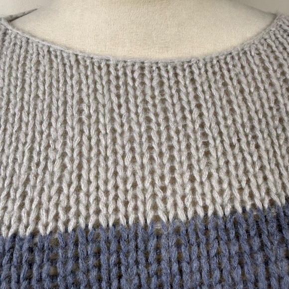 🆕 Lucky Brand colorblock sweater size medium - Picture 11 of 13